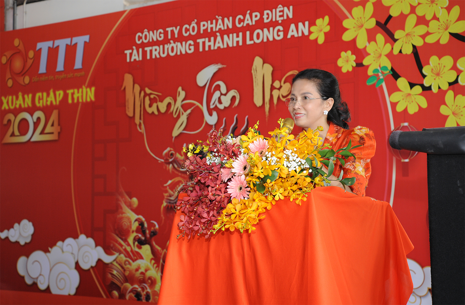 Giam doc dieu hanh TTT 2 1