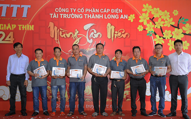 Giải cống hiến 10 năm