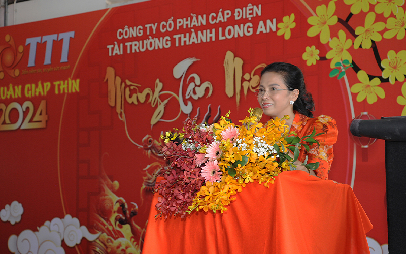 Bà Phạm Thị Ngọc Hà-Giám đốc điều hành Công ty TNHH SX-TM Tài Trường Thành phát biểu