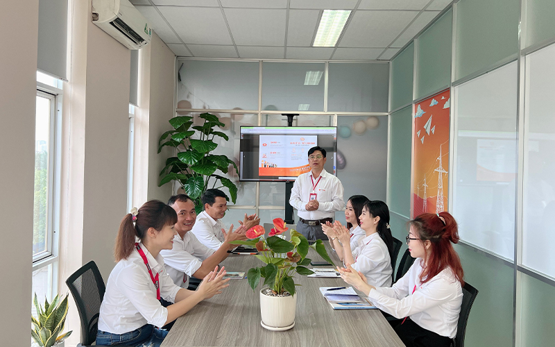 phòng họp công ty